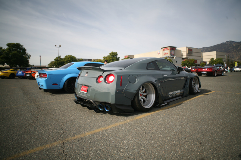 Illustration for article titled Purist Toy Drive 2015: The rather late coverage (Amazing cars inside)